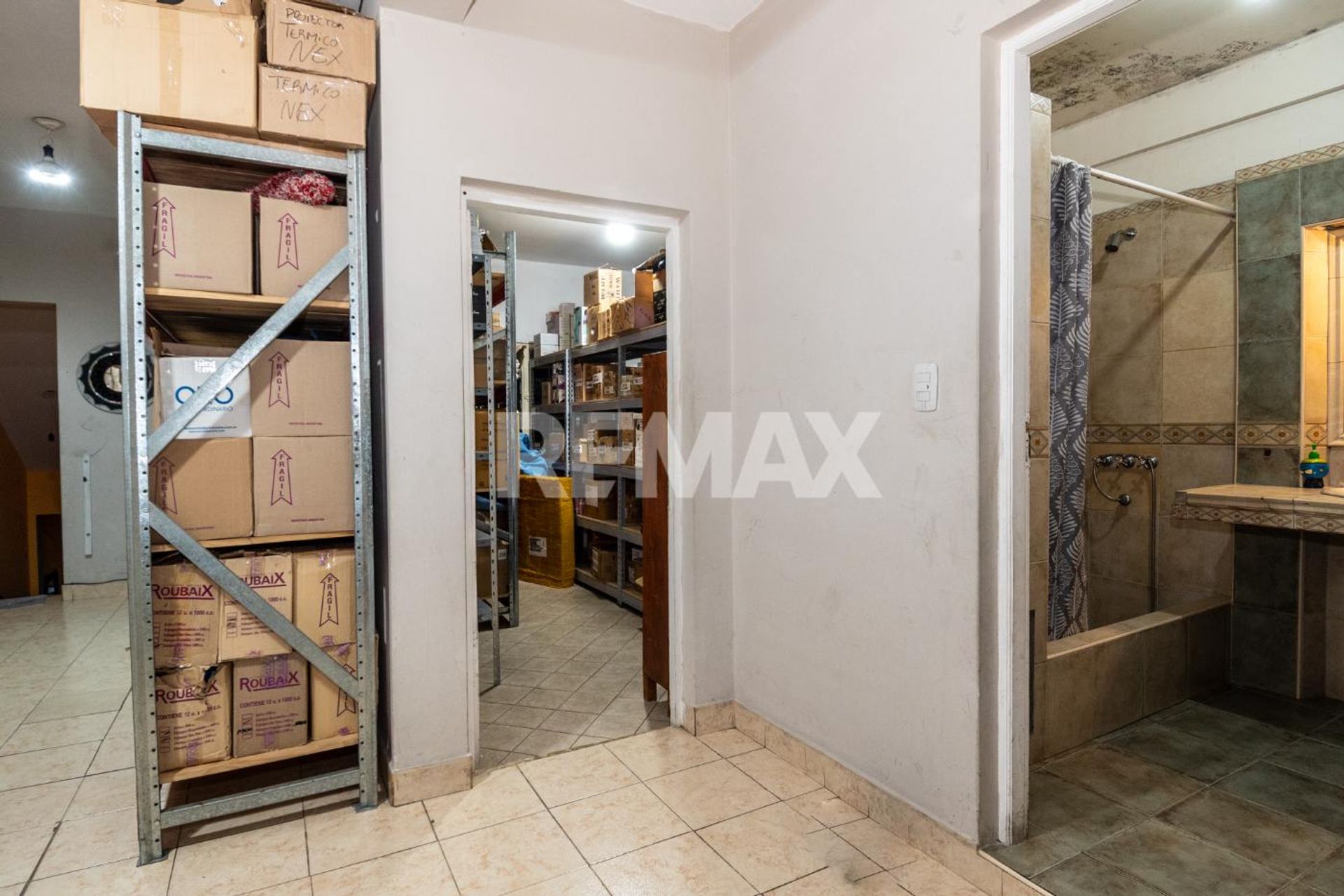 CASA VENTA O PERMUTA BUENOS AIRES 1000 - foto 5