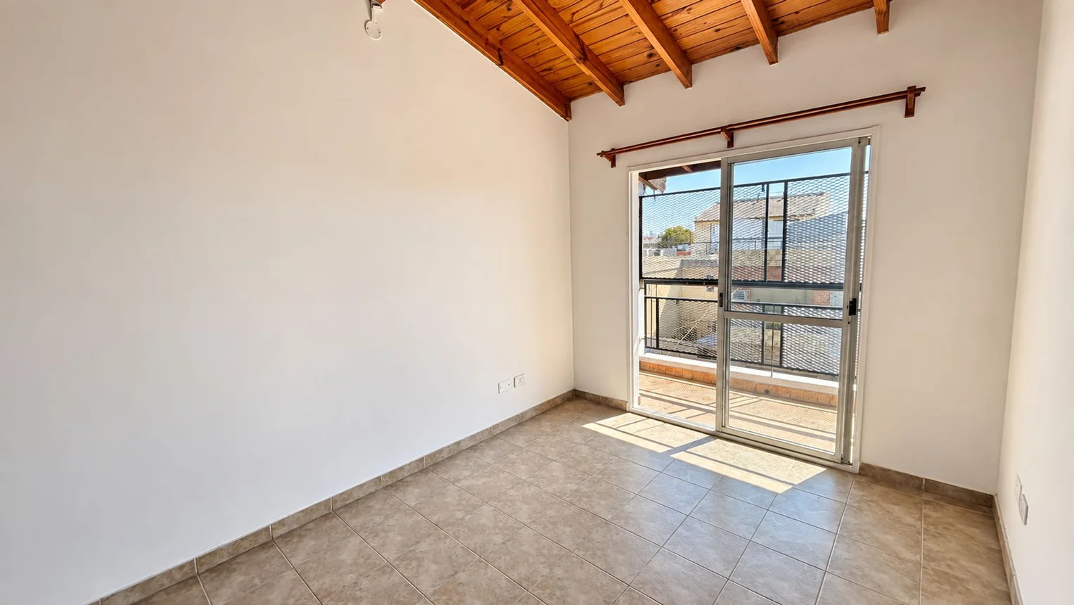 PH de 3 ambientes en venta en Ramos Mejía, Cabo Alberto Hugo Vacca 700, foto 4