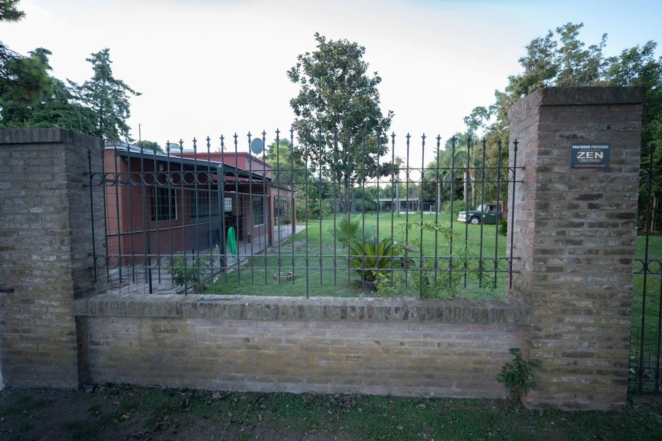 Casa quinta 1.980mt2 con pileta y dos viviendas, foto 1