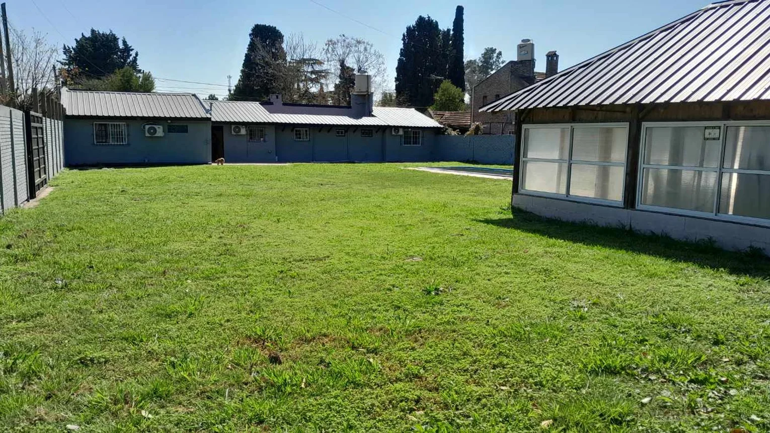 Casa 5 ambientes venta longchamps piscina financia, foto 3