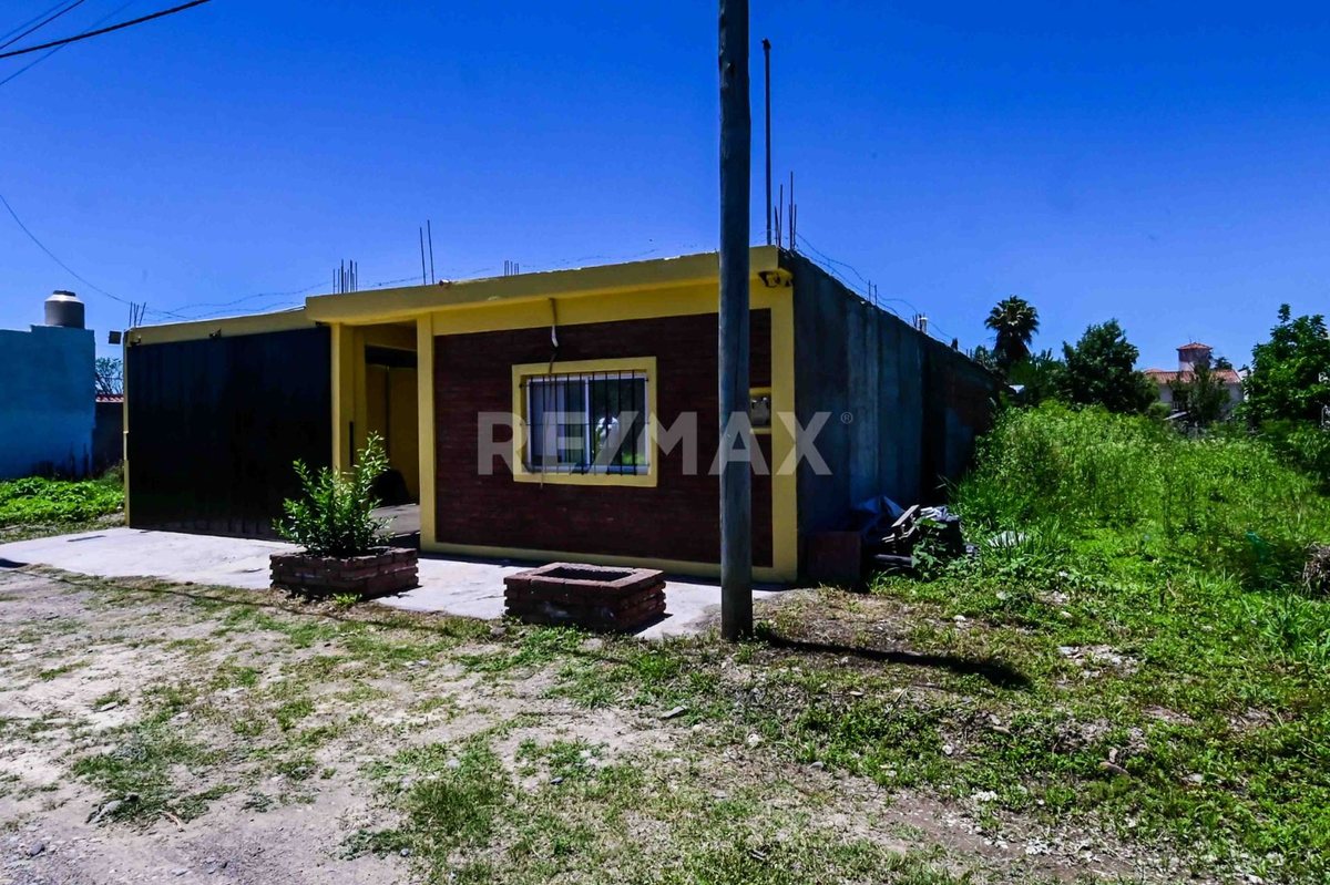 CASA ZONA AEROPUERTO VENTA O PERMUTA CON PILETA — foto 3