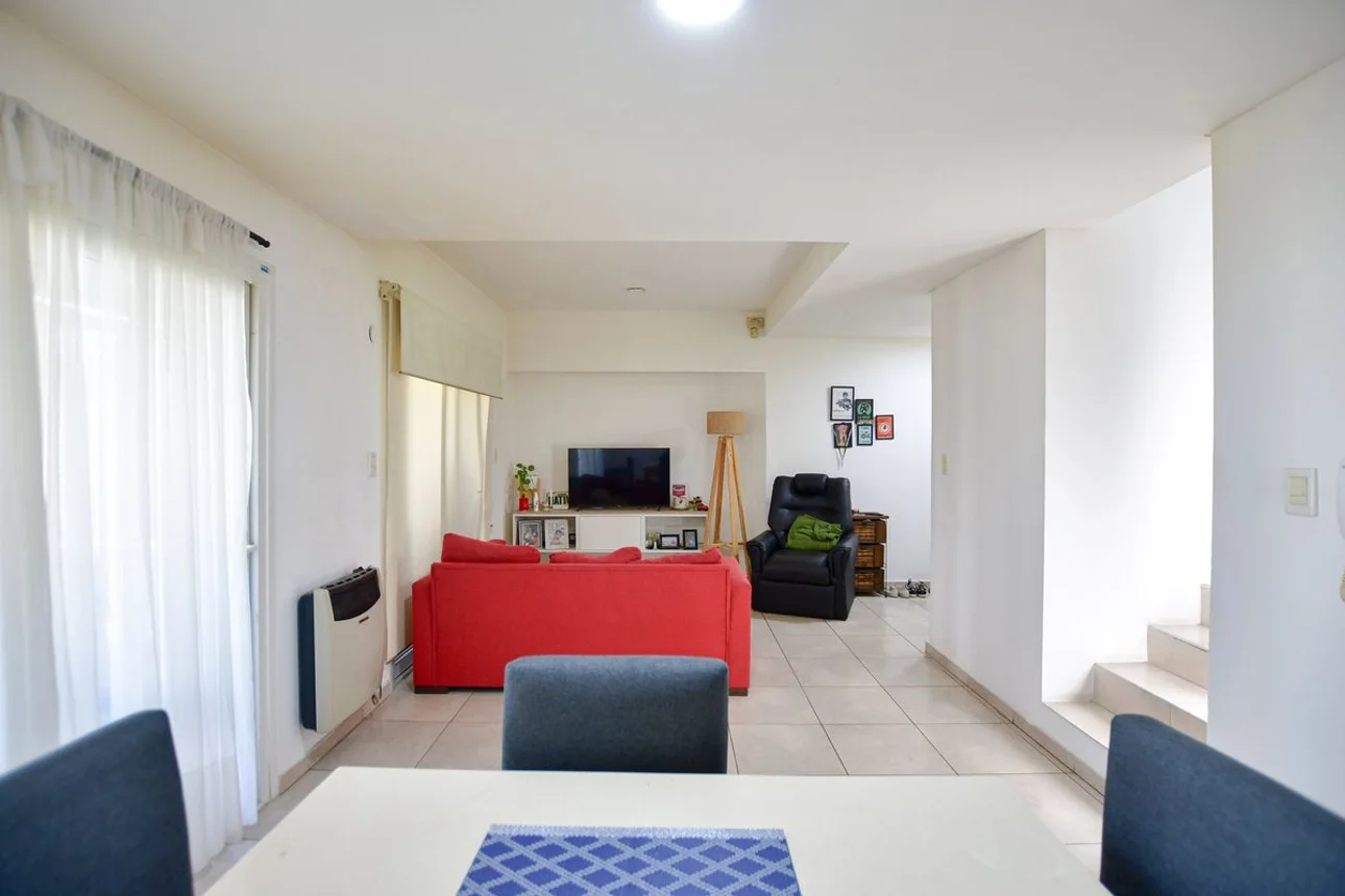 Dúplex de 3 ambientes en venta en City Bell, 459 Esquina 28 Bis 3300, foto 3