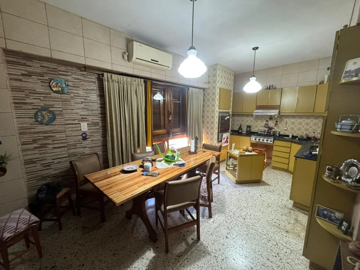 Casa de 6 ambientes en venta en Haedo, Conceja Juan Magdalena 800, foto 4