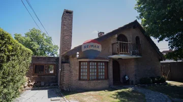 ALQUILER CASA 5 DORMITORIOS EN PARQUE MIRAMAR