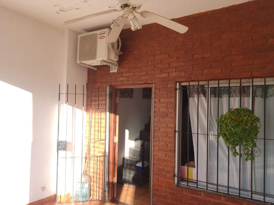 Casa en venta en Banfield, foto 5