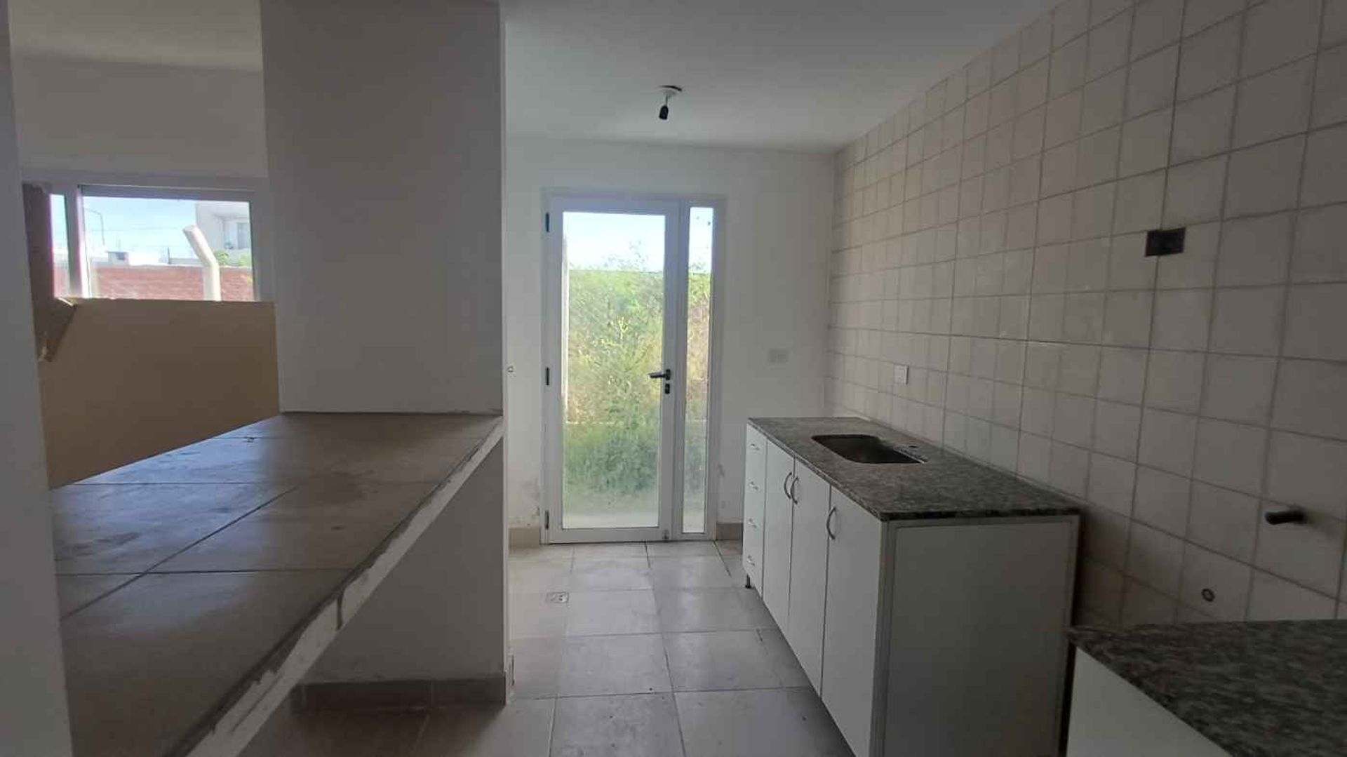 VENTA CASA 2 DORM VIA AURELIA ZONA AEROPUERTO - foto 3