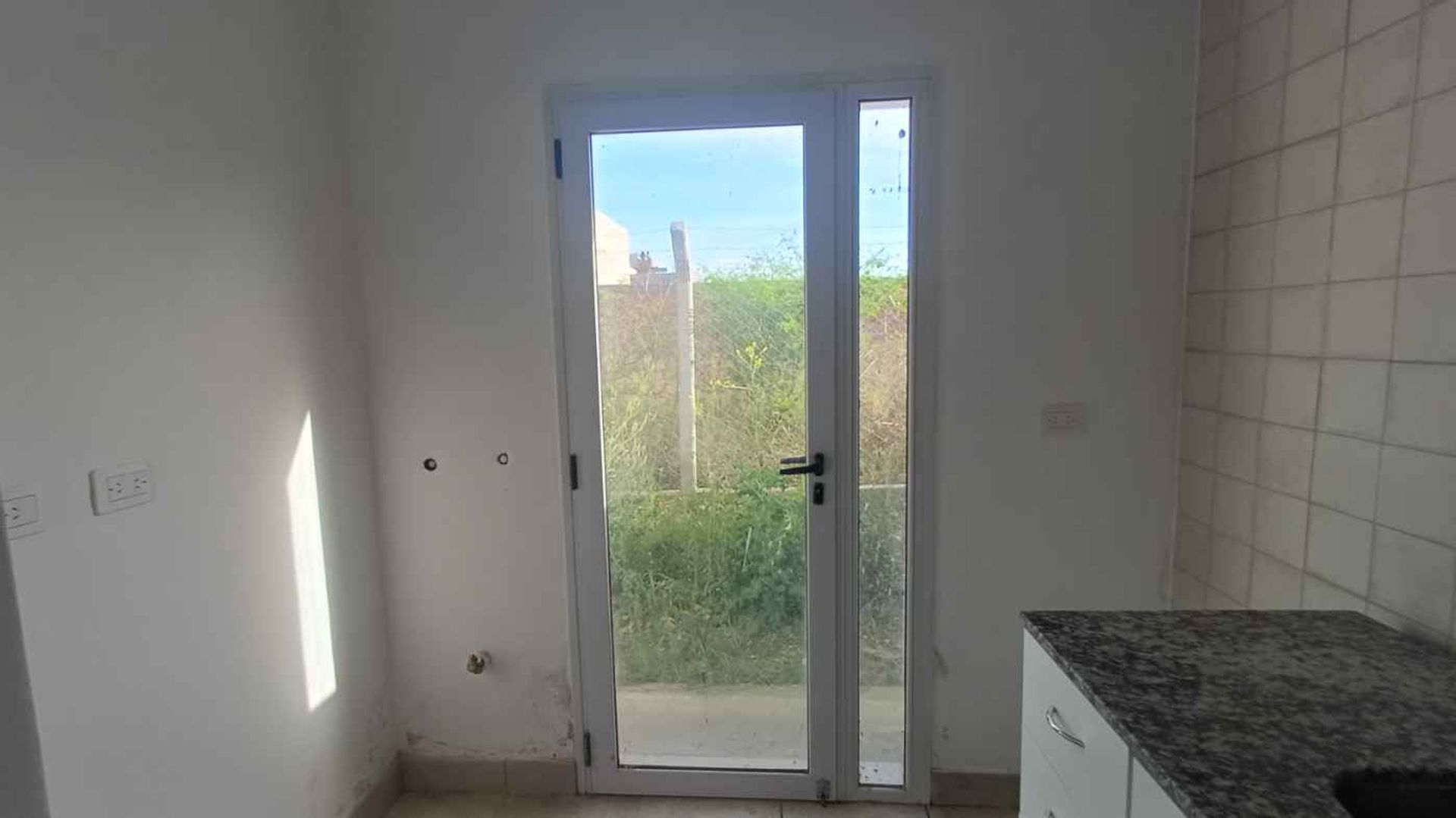 VENTA CASA 2 DORM VIA AURELIA ZONA AEROPUERTO - foto 4