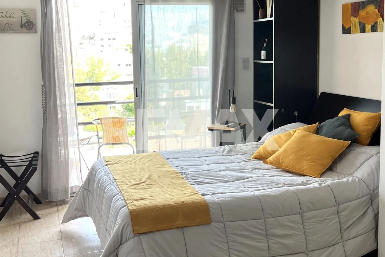 Monoambiente en alquiler en Neuquén, Córdoba 400, foto 3