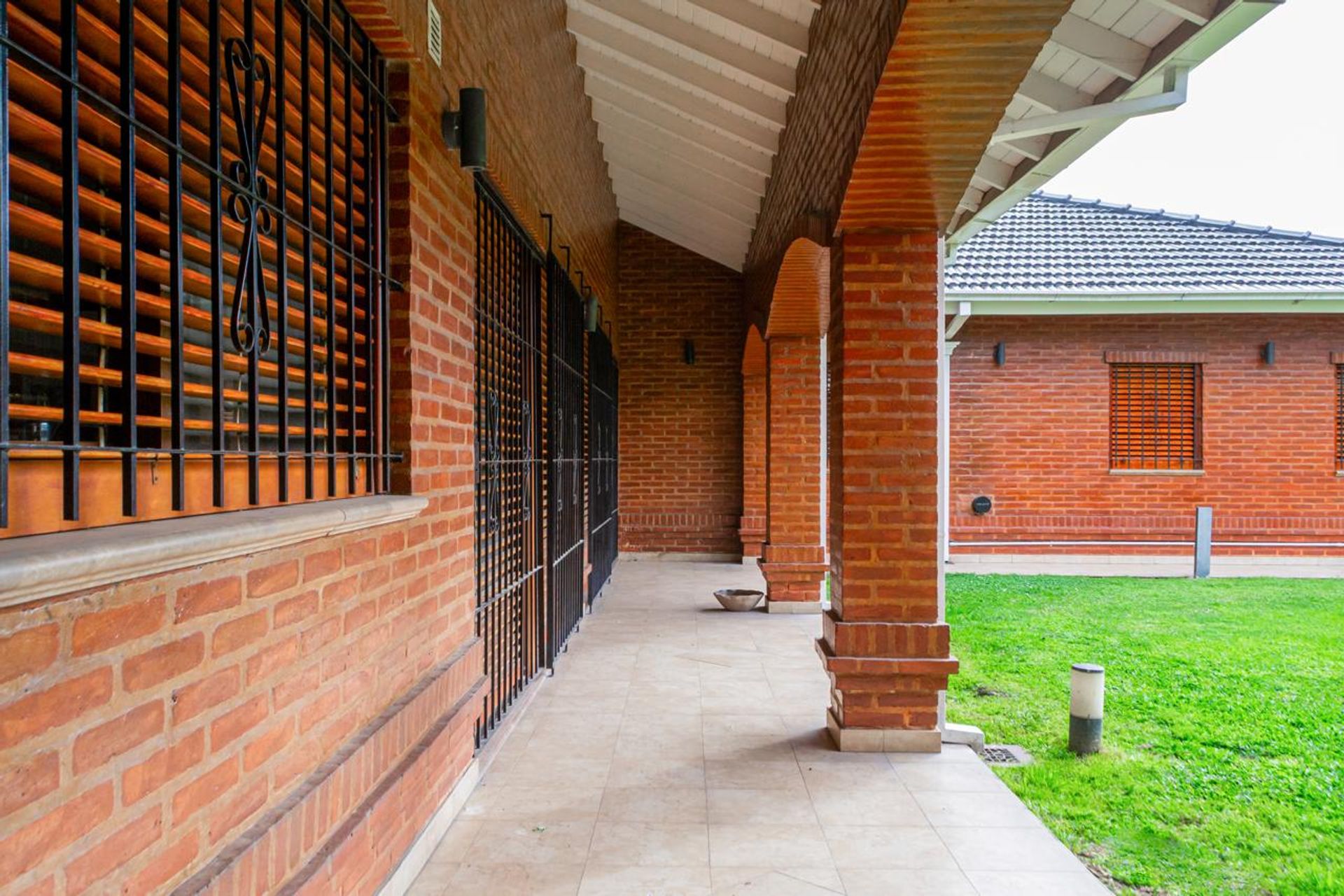 Foto 20 — VENTA DE 2 CASAS y 1 DEPARTAMENTO EN MONTE GRANDE