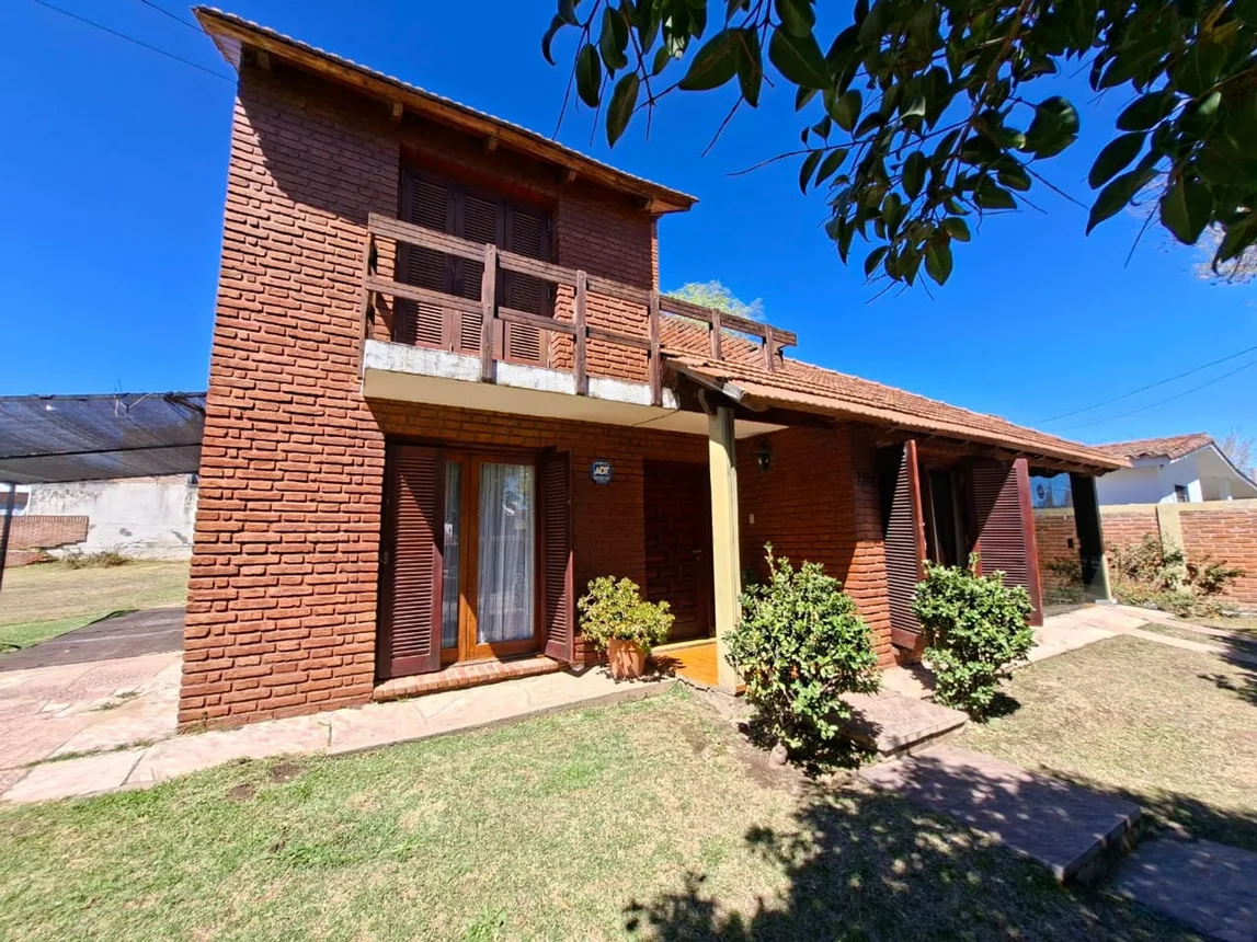 Casa de 6 ambientes en venta en Villa Carlos Paz, Huergo 2300, foto 3