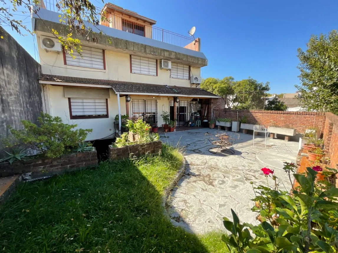 Piso en venta en Bernal Este, foto 2