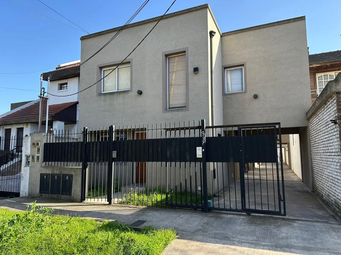 Casa dúplex en venta en Ituzaingó