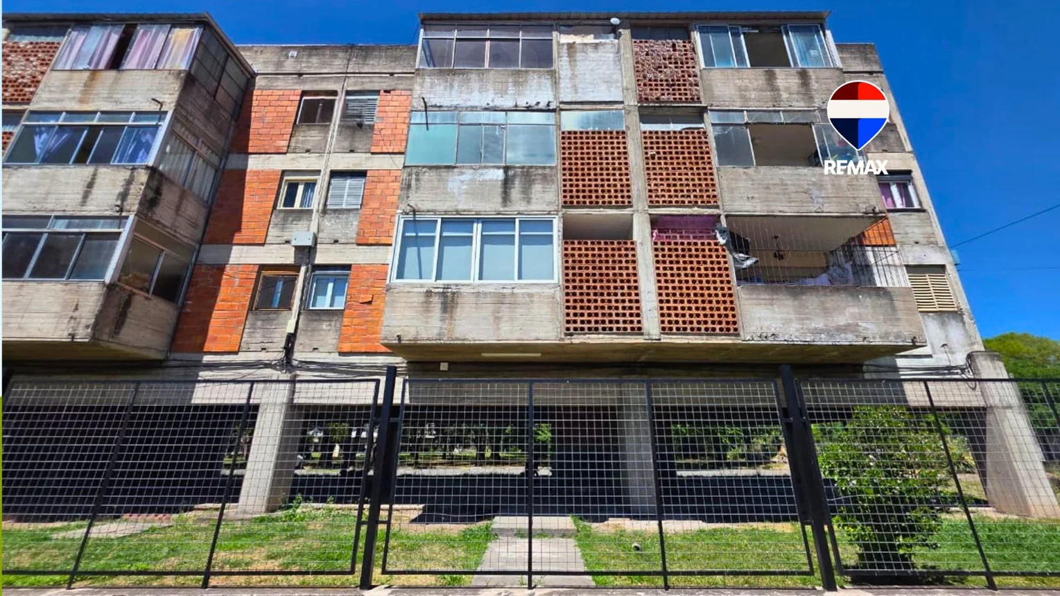 Departamento de 4 ambientes en venta en Salta, Macrocentro. Avenida San Martín 2100