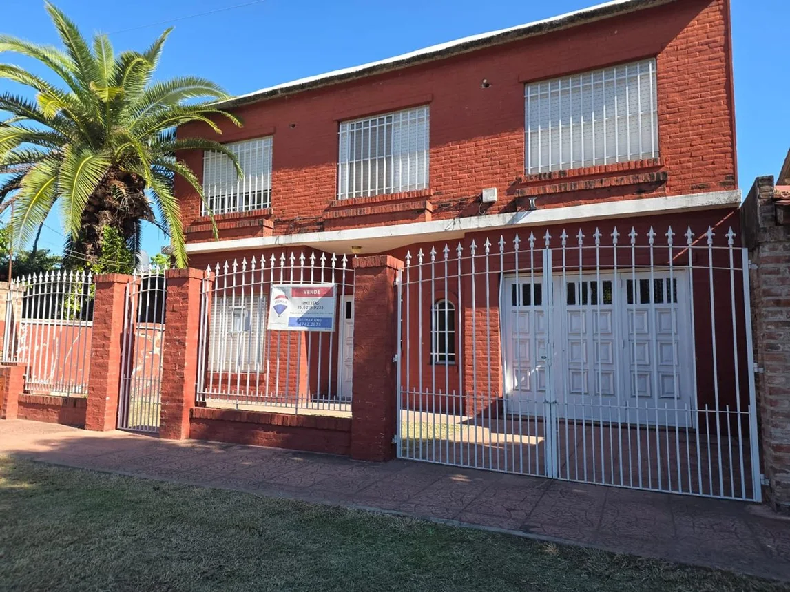 Casa de 4 ambientes en venta en San Miguel, Dorrego 2300, foto 3