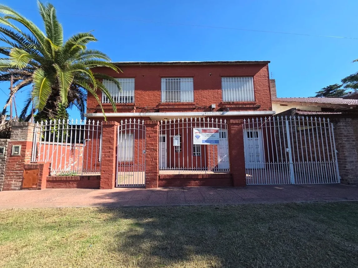 Casa de 4 ambientes en venta en San Miguel, Dorrego 2300, foto 4