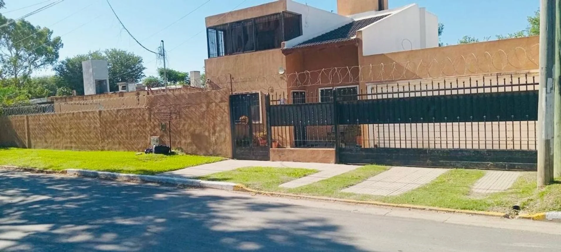 Venta casa 3 dormitorios lote villa rivera indarte, foto 2