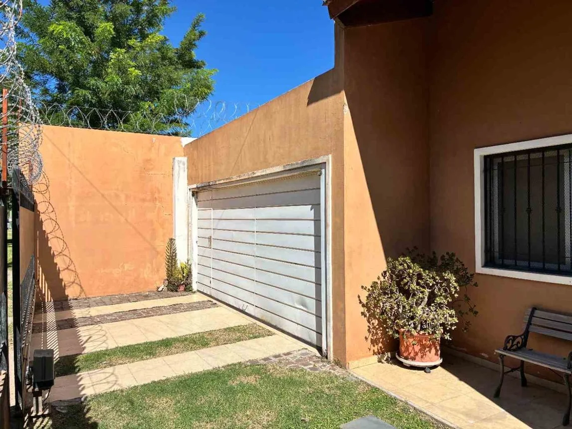 Venta casa 3 dormitorios lote villa rivera indarte, foto 4