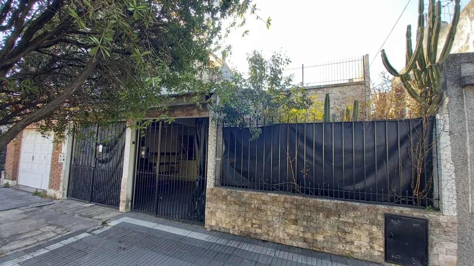 Casa de 4 ambientes en venta en Valentín Alsina, Senador Pallares 1400, foto 2