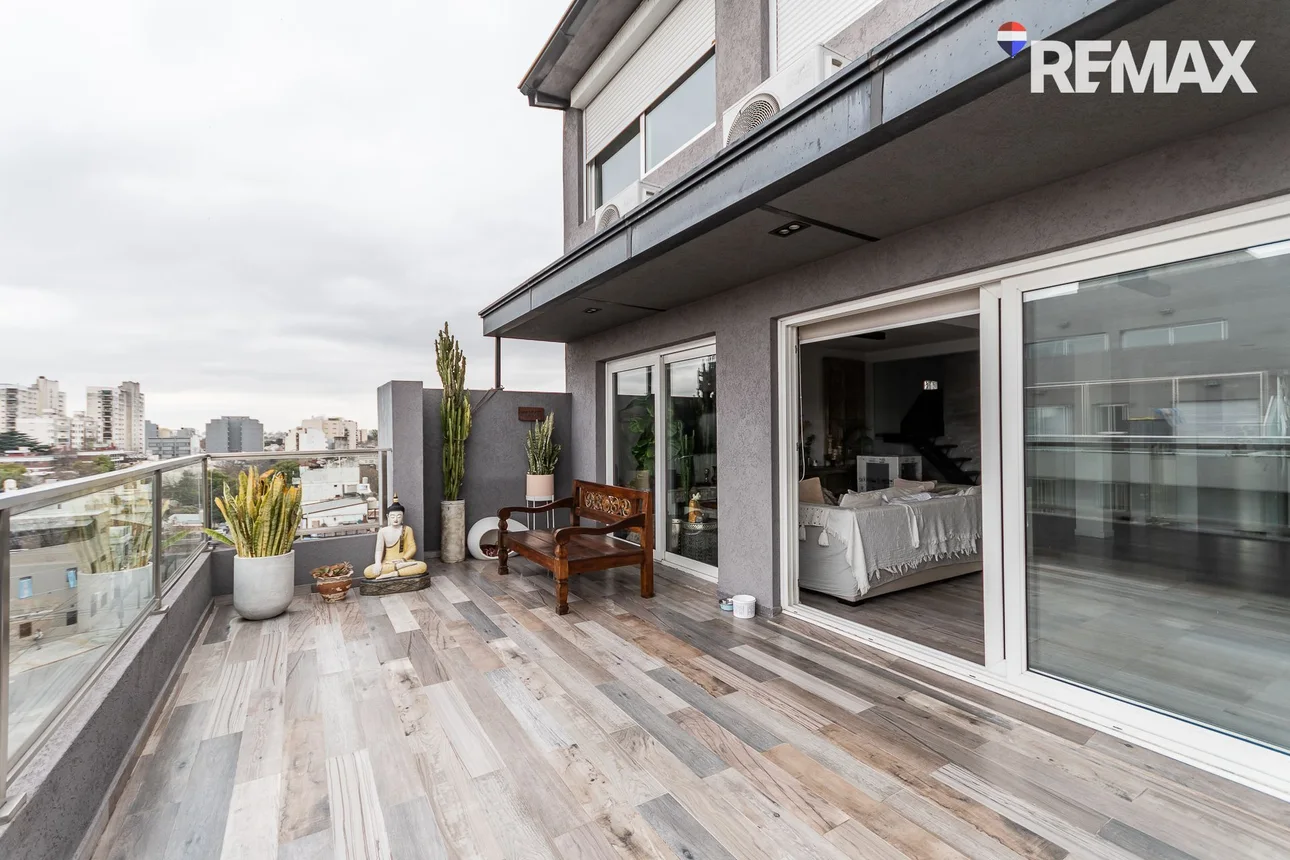 Dúplex en venta en Villa del Parque