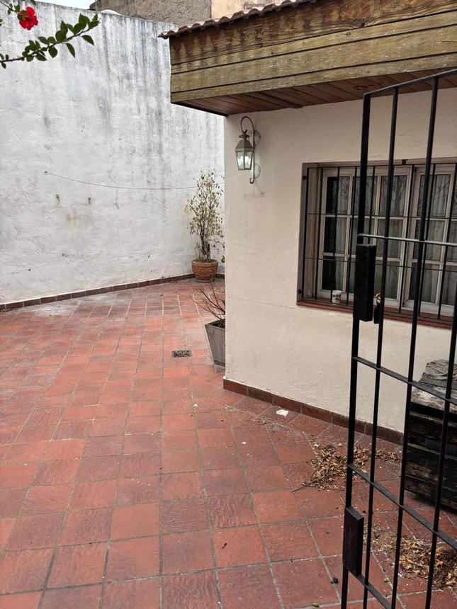 Casa de 6 ambientes en venta en Flores, José Martí 1000, foto 4