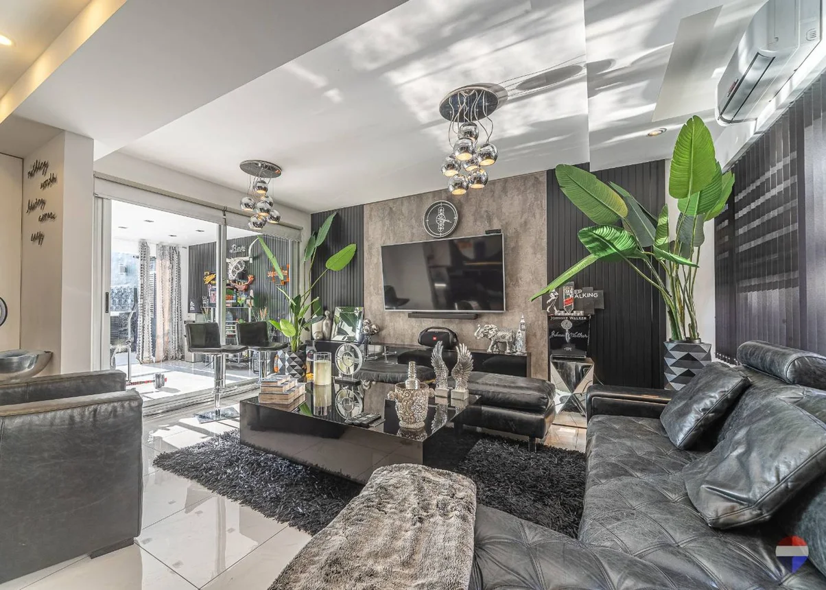 Dúplex de 4 ambientes en venta en Villa Devoto, Asunción 4500, foto 2