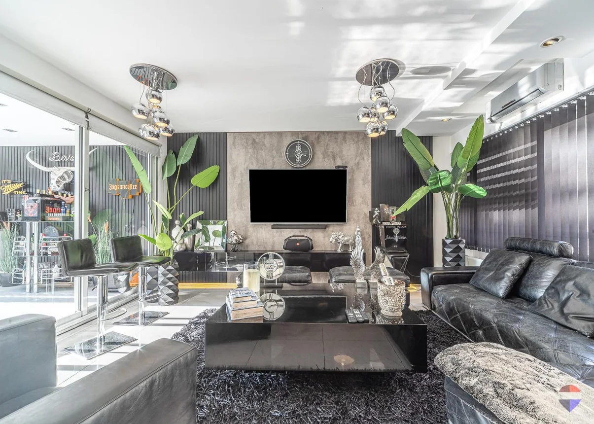 Dúplex de 4 ambientes en venta en Villa Devoto, Asunción 4500