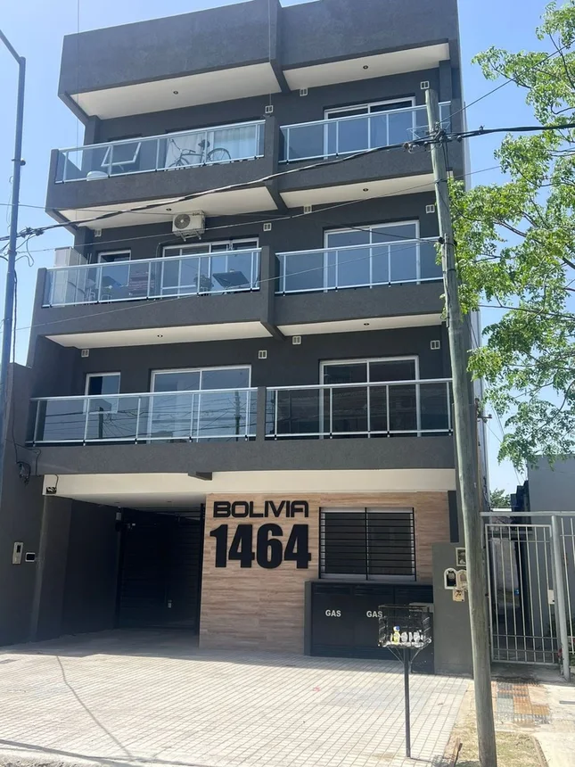 Monoambiente en venta en Lanús Oeste, Bolivia 1400