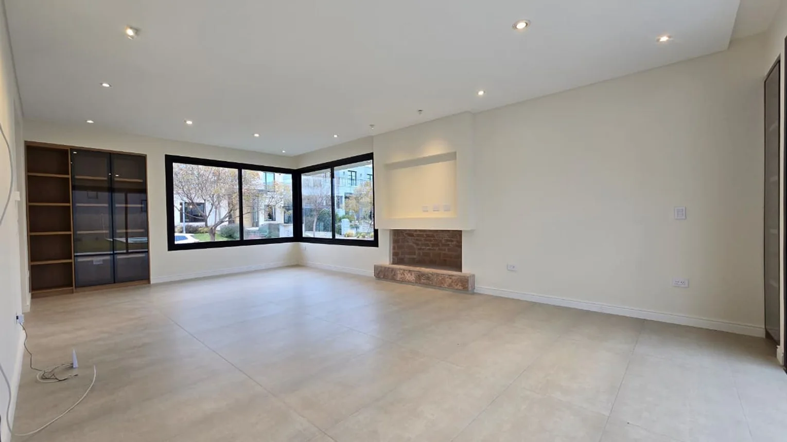 Casa en venta de categoría barrio aguaribay, foto 5