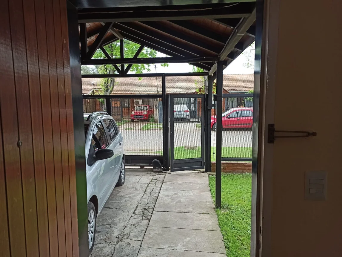 Casa de 5 ambientes en venta en Belén de Escobar, Alvarado 500, foto 4