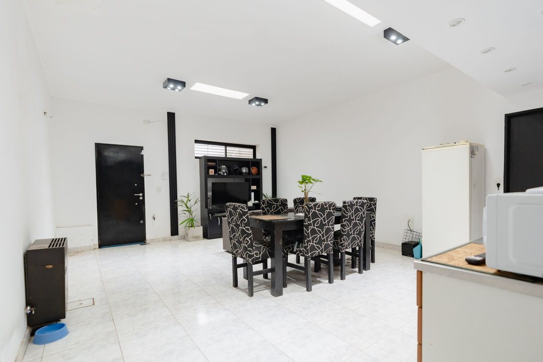 CASA EN VENTA 2 DORMITORIOS REP DE LA SEXTA PATIO