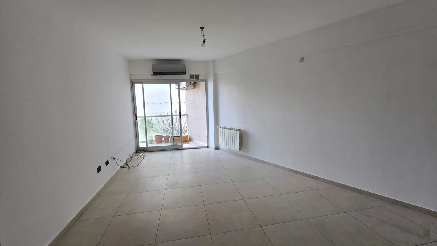 Departamento en venta en Bernal Este, Don Bosco 100