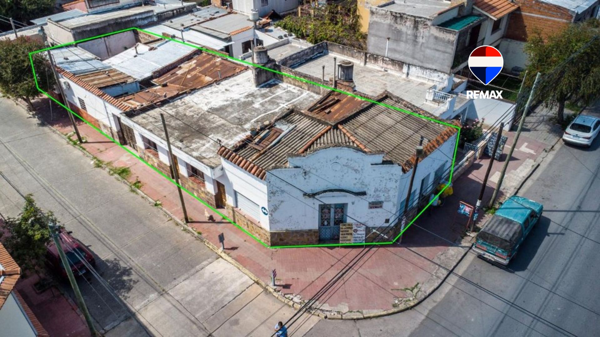VENTA CASA MAS LOCAL MACROCENTRO ESQUINA - foto 1