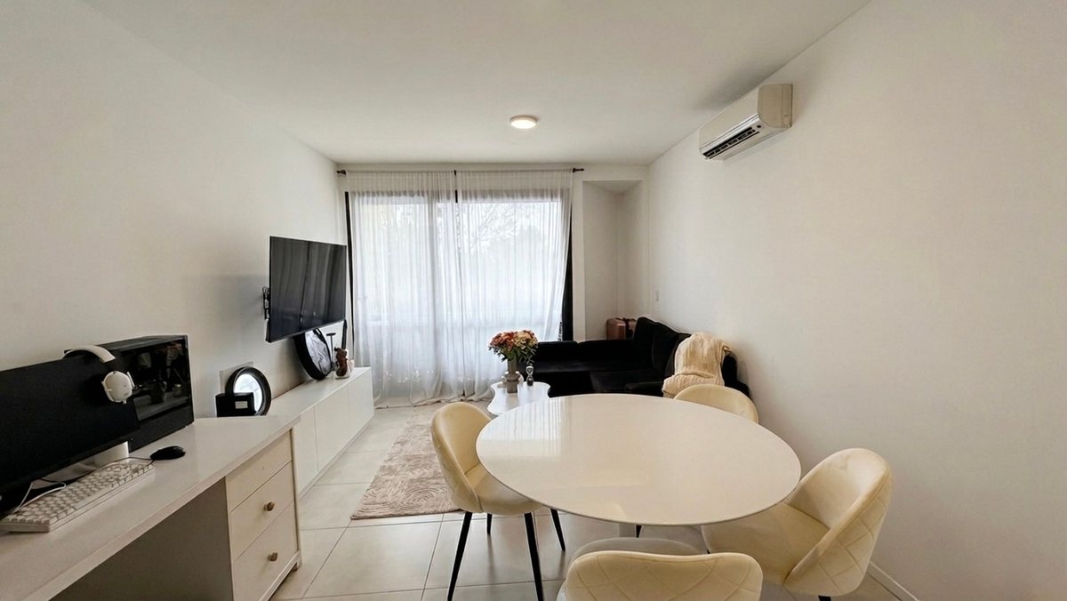 Foto 6 — VENTA DEPTO 2 AMB FINANC  TERRAZA BERNAL CENTRO