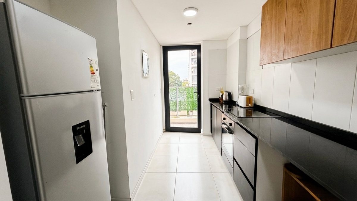 Foto 9 — VENTA DEPTO 2 AMB FINANC  TERRAZA BERNAL CENTRO