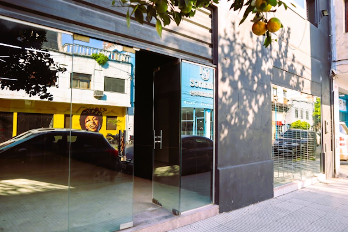 Foto 6 — VENTA LOCAL COMERCIAL ZONA MICROCENTRO SMT