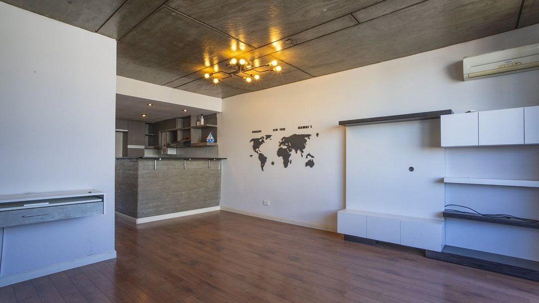 VENTA DTO 1 DORMITORIO CON COCHERA Y DOBLE BALCÓN