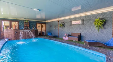 VENTA  Colon - Casa 4 dormitorios, piscina.