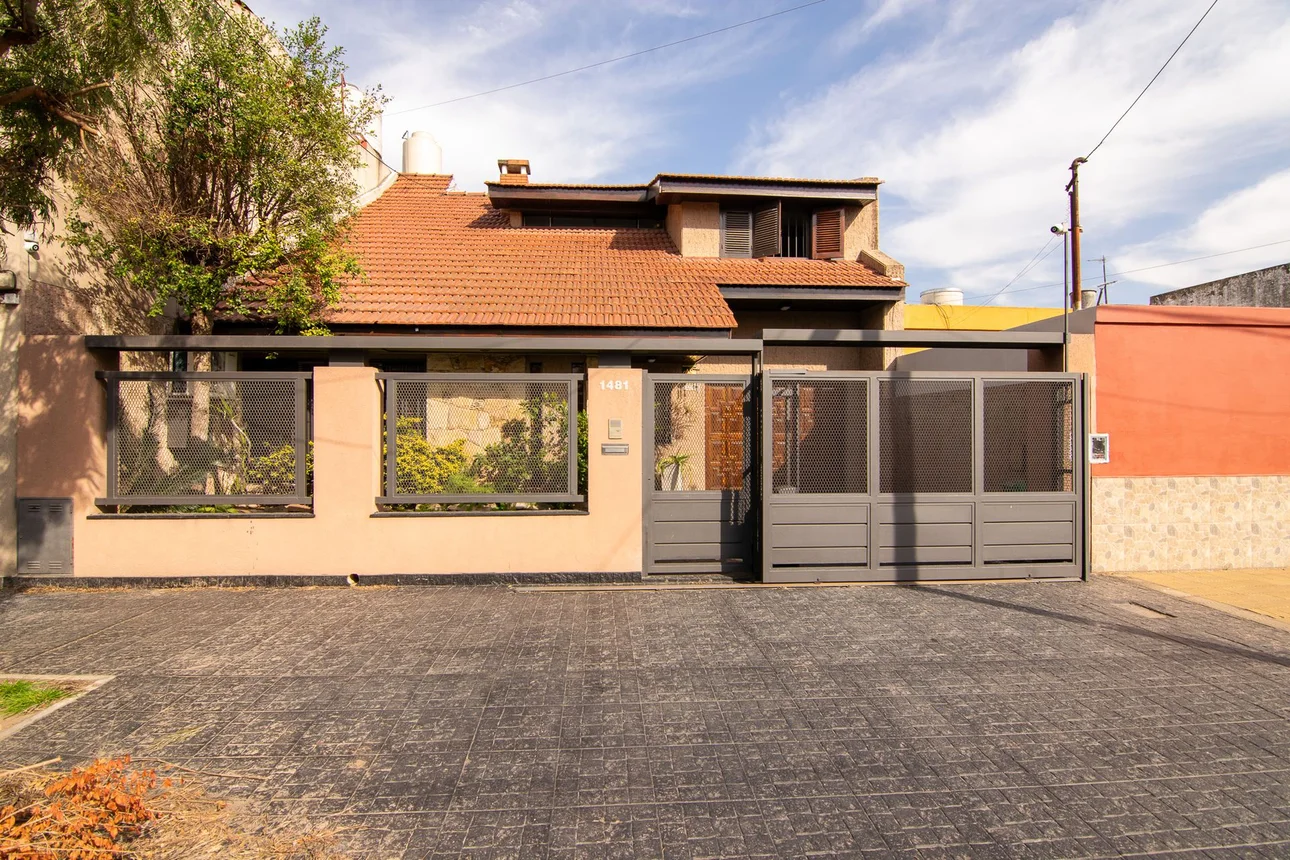 Casa en venta en Ramos Mejía, foto 3