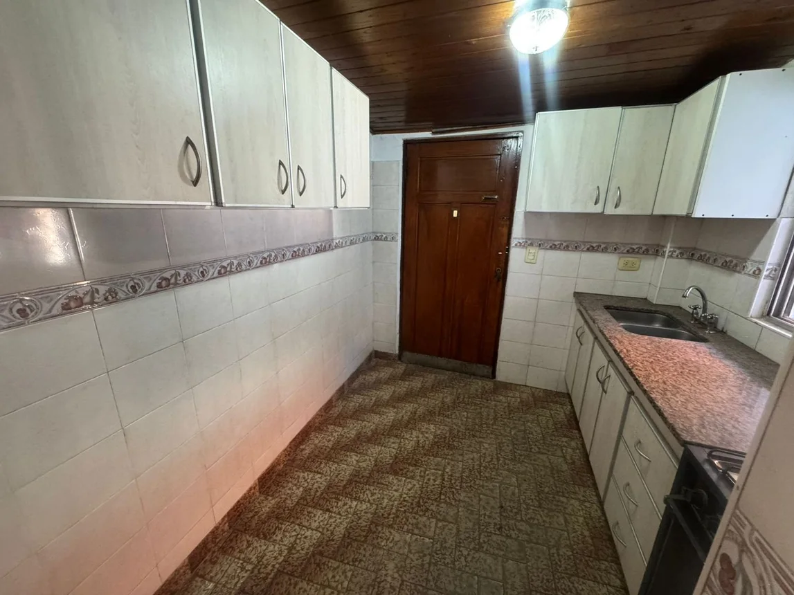 Casa de 4 ambientes en venta en Aldo Bonzi, General Pinedo 1800, foto 3