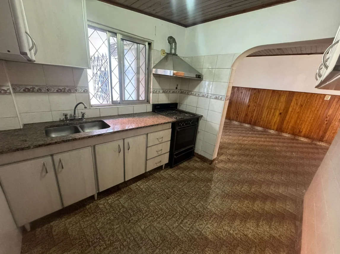 Casa de 4 ambientes en venta en Aldo Bonzi, General Pinedo 1800, foto 2
