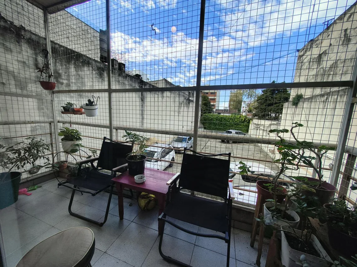 Venta excelente 3 ambientes con patio y balcon sum, foto 4