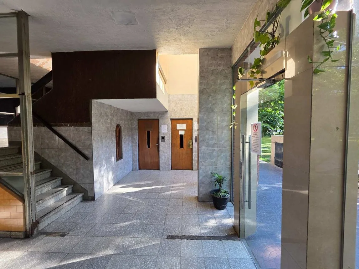 Departamento de 3 ambientes en venta en Villa Tesei, Avenida Gobernador Vergara 1400