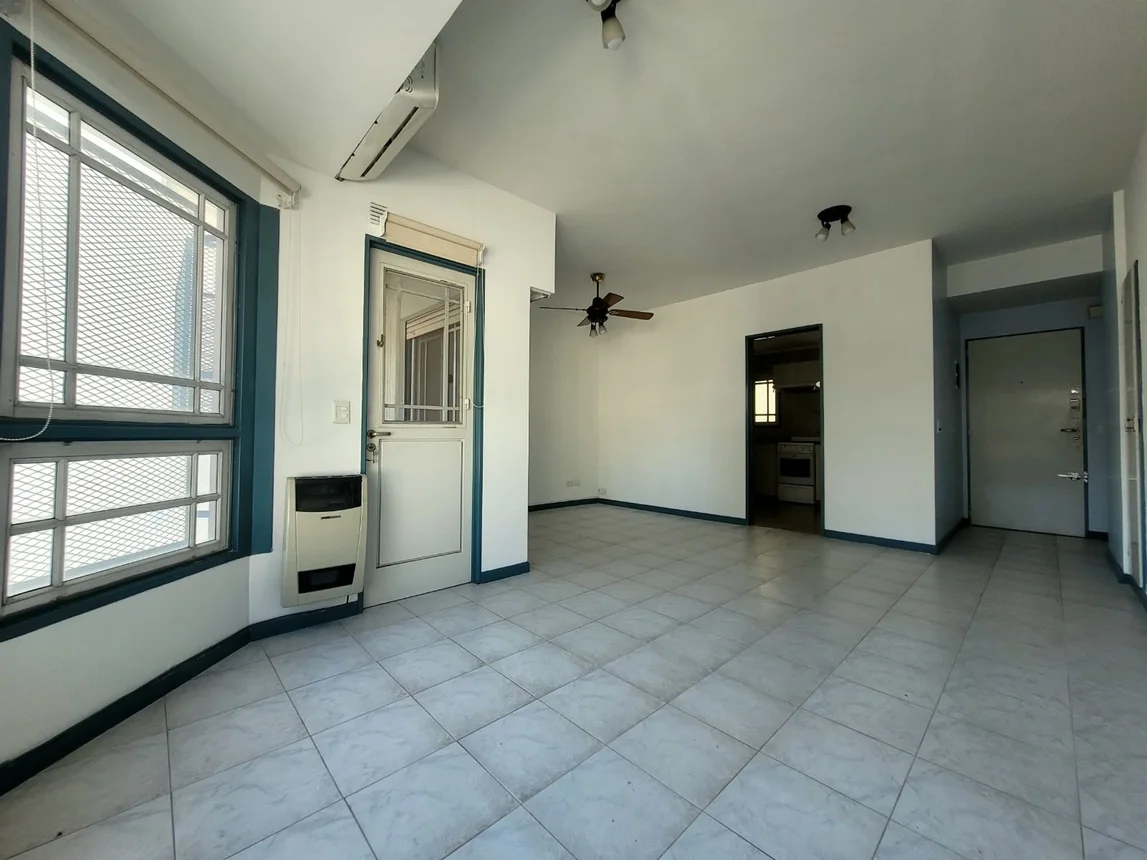 Departamento de 3 ambientes en alquiler en Ramos Mejía, Güemes 100