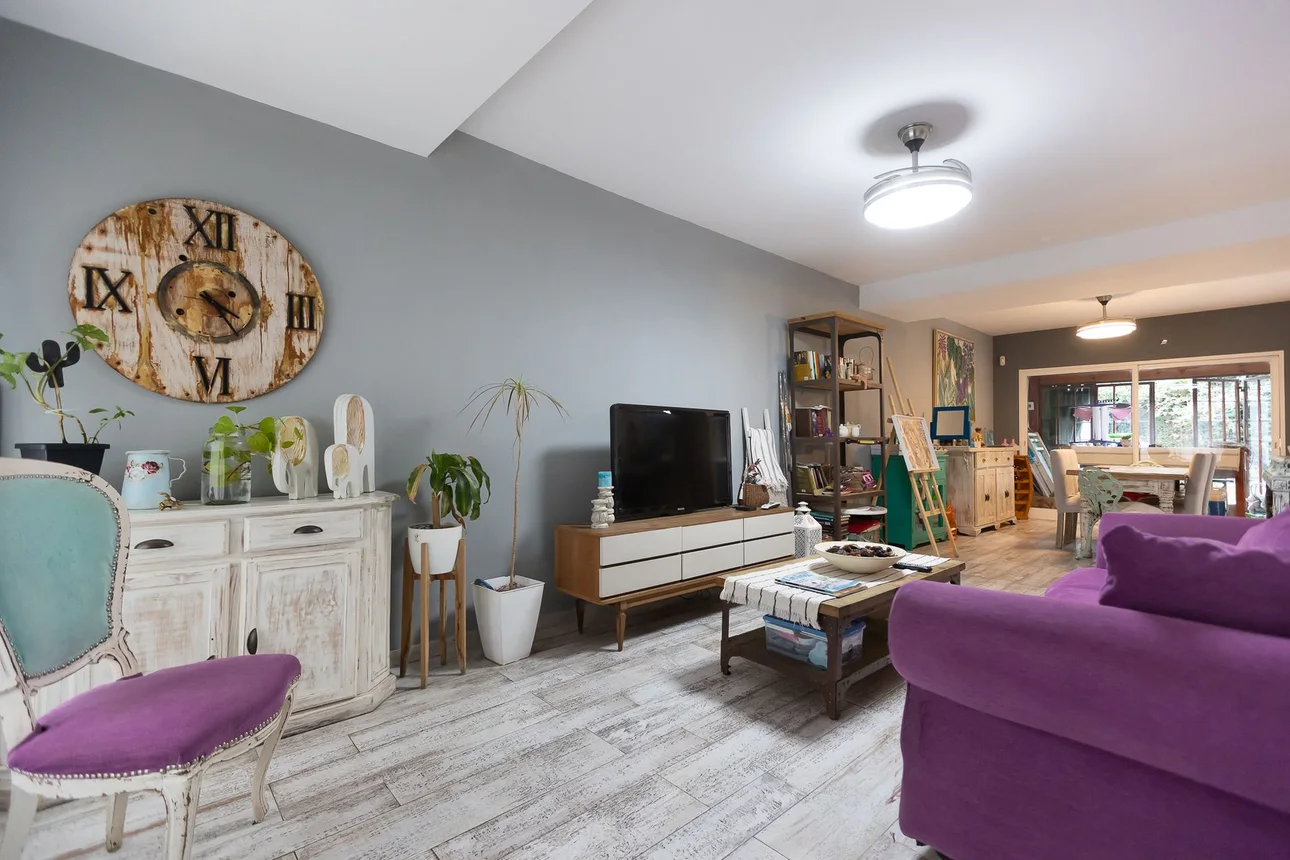 Dúplex con jardín, pileta y cochera ciudad jardín, foto 4