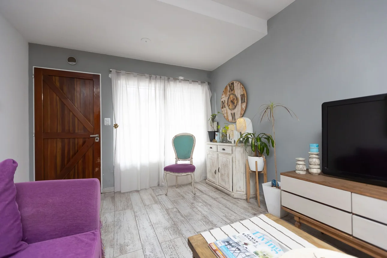 Dúplex con jardín, pileta y cochera ciudad jardín, foto 3