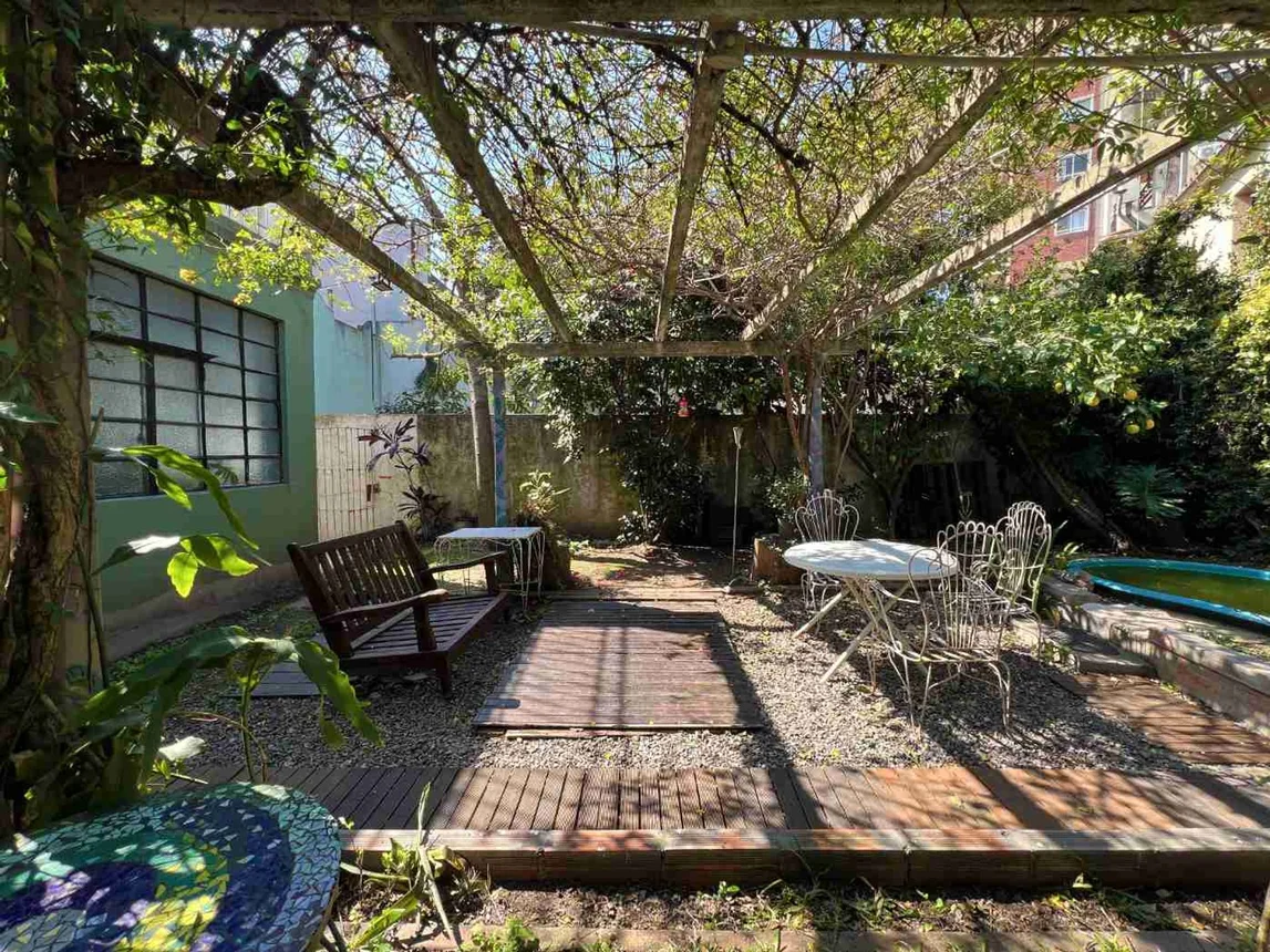Casa de 6 ambientes en venta en Villa del Parque, Simbrón 3300, foto 2