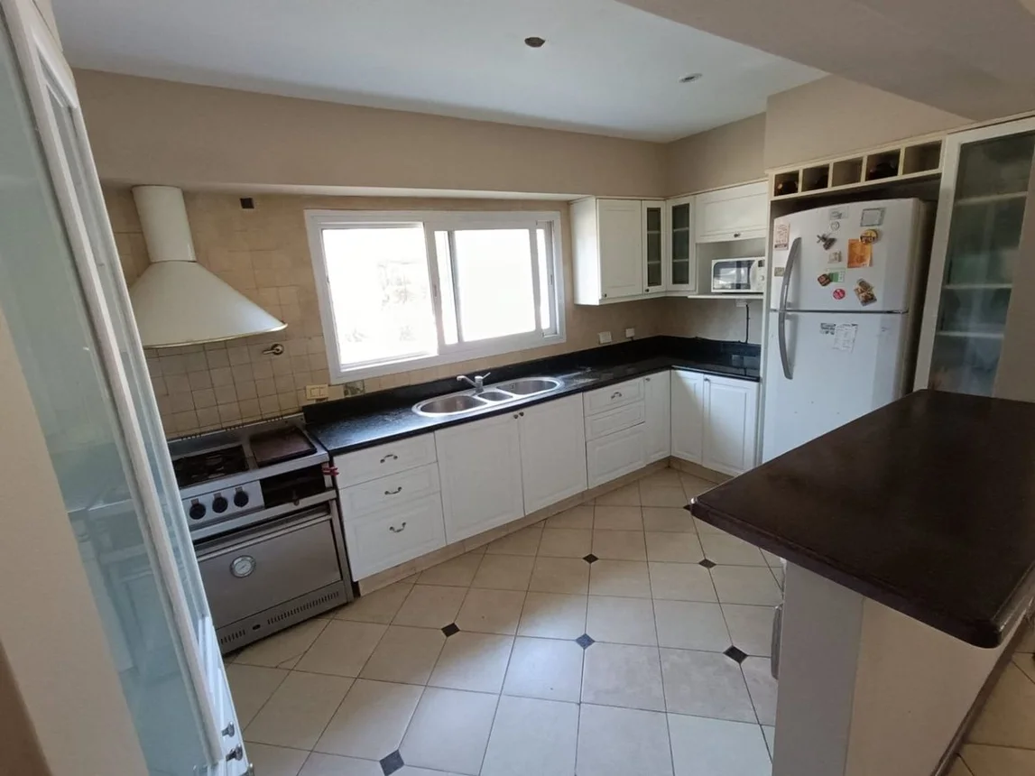 Casa en venta en Ituzaingó, foto 2
