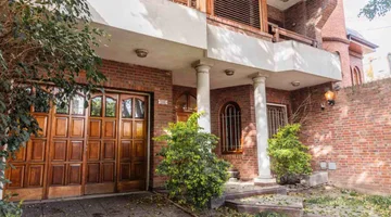 VENTA  CASA 7 AMB  EN BELGRANO