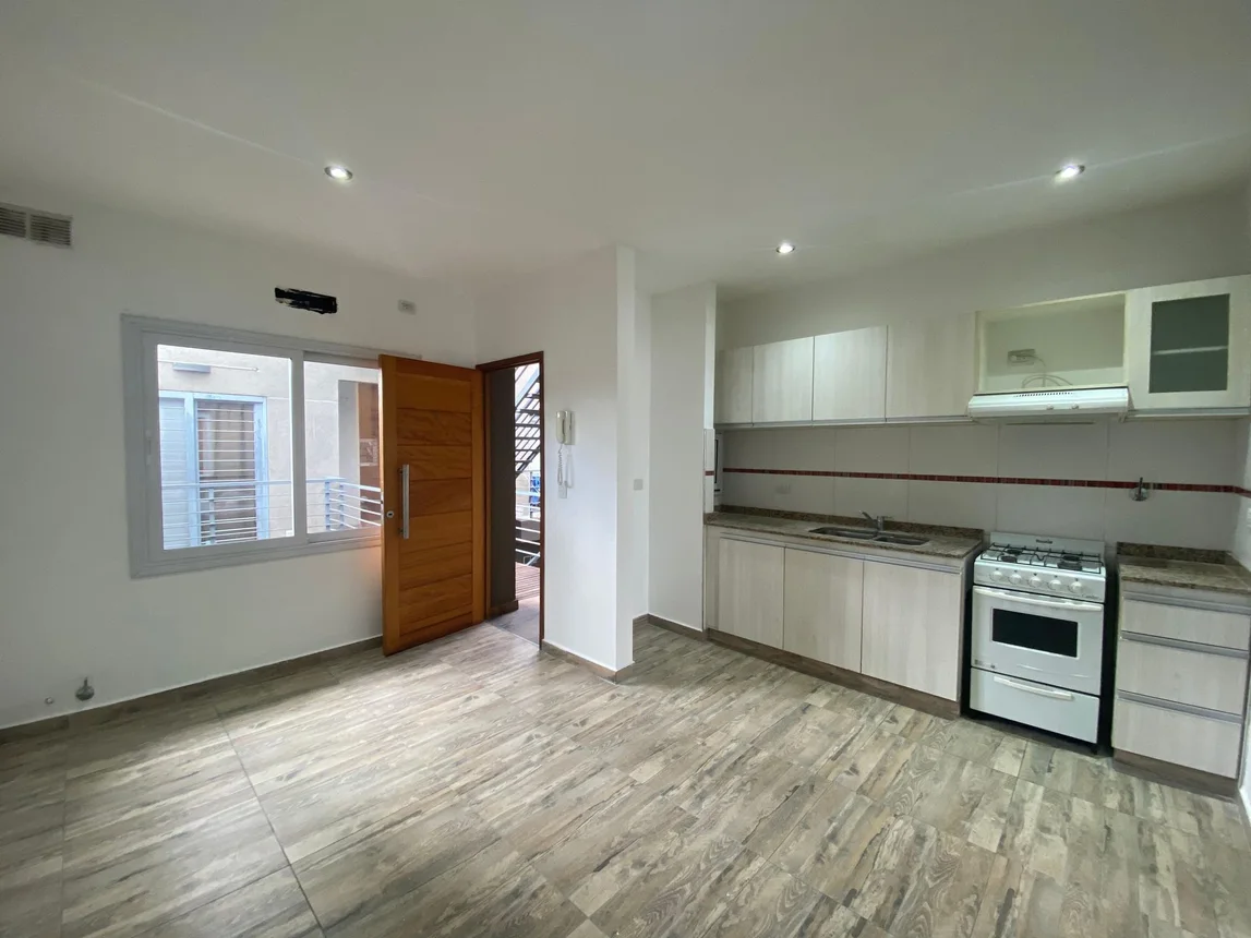 Departamento de 2 ambientes en venta en San Antonio de Padua, Correa 200