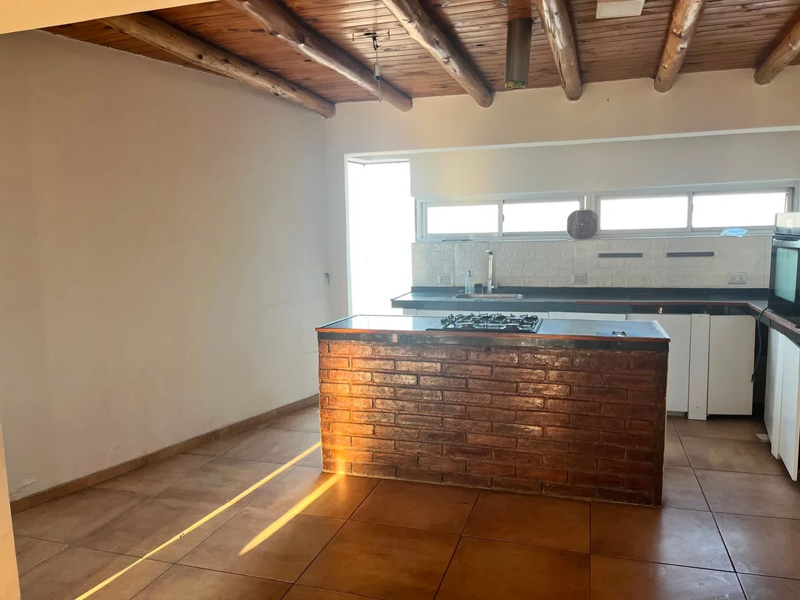 Casa en venta en Guaymallén, foto 4